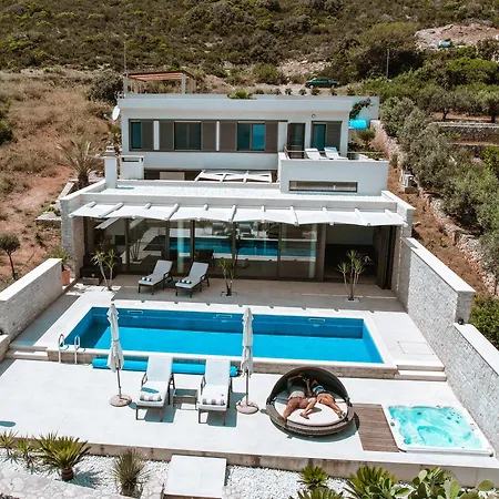 Carisma Island Villa