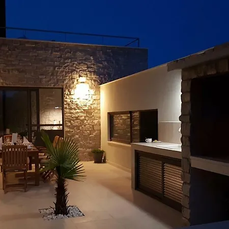 Carisma Island Villa *