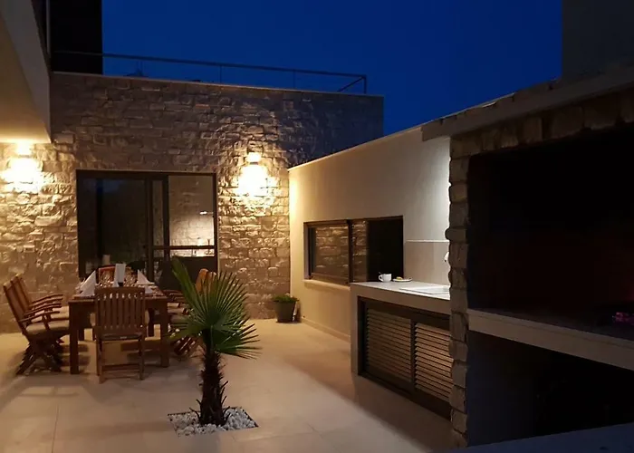 Carisma Island Villa *