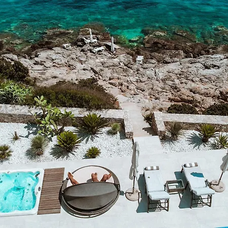 Carisma Island Villa