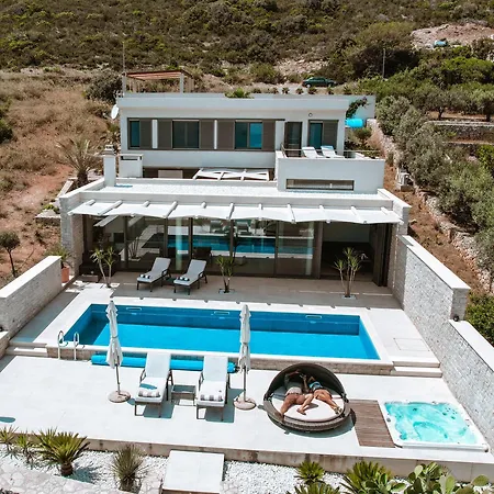 Carisma Island Villa