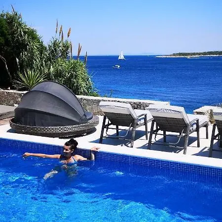 Carisma Island * Vis